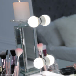 Hollywood Dressing Table Vanity Mirror With 8 Dimmable LED Light Bulbs
