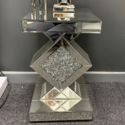 Diamond Crush Mirrored Column End Table Side Table With Crushed Crystals