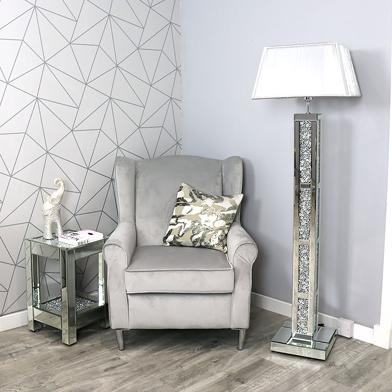 Zara Shimmer Metallic Wallpaper in Soft Grey and Silver – I Love
