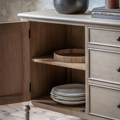 Rustic Country Cottage Light Oak Wood Large 2 Door 3 Drawer Sideboard With Hand Carved Bobbin Detail Legs 165cm