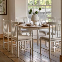 Rustic Country Farmhouse Soft White And Light Wood Extending 4 - 6 Seater Round Dining Table 110cm - 150cm